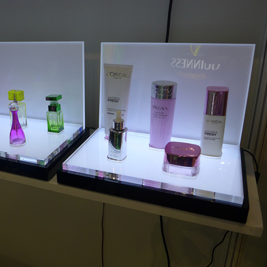 Custom Elegant Acrylic Cosmetic Display Stand